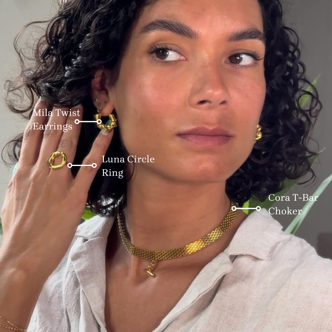 Cora T-Bar Gold Choker