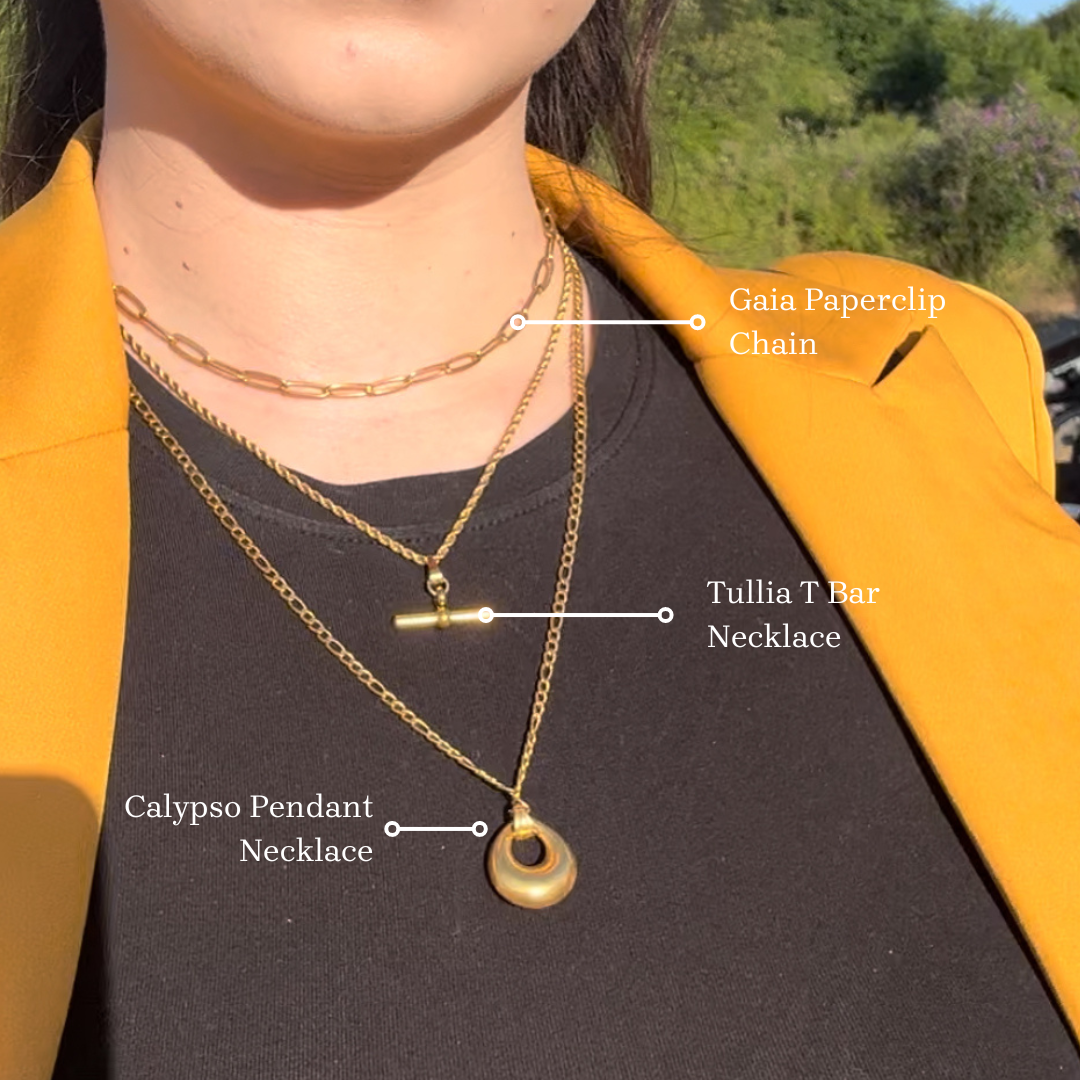 Tullia T-Bar Gold Necklace
