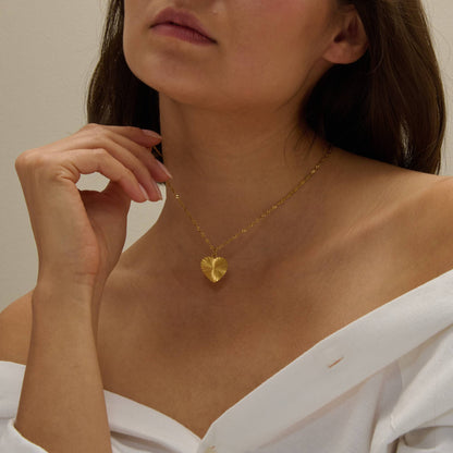 Theia Sunburst Heart Necklace